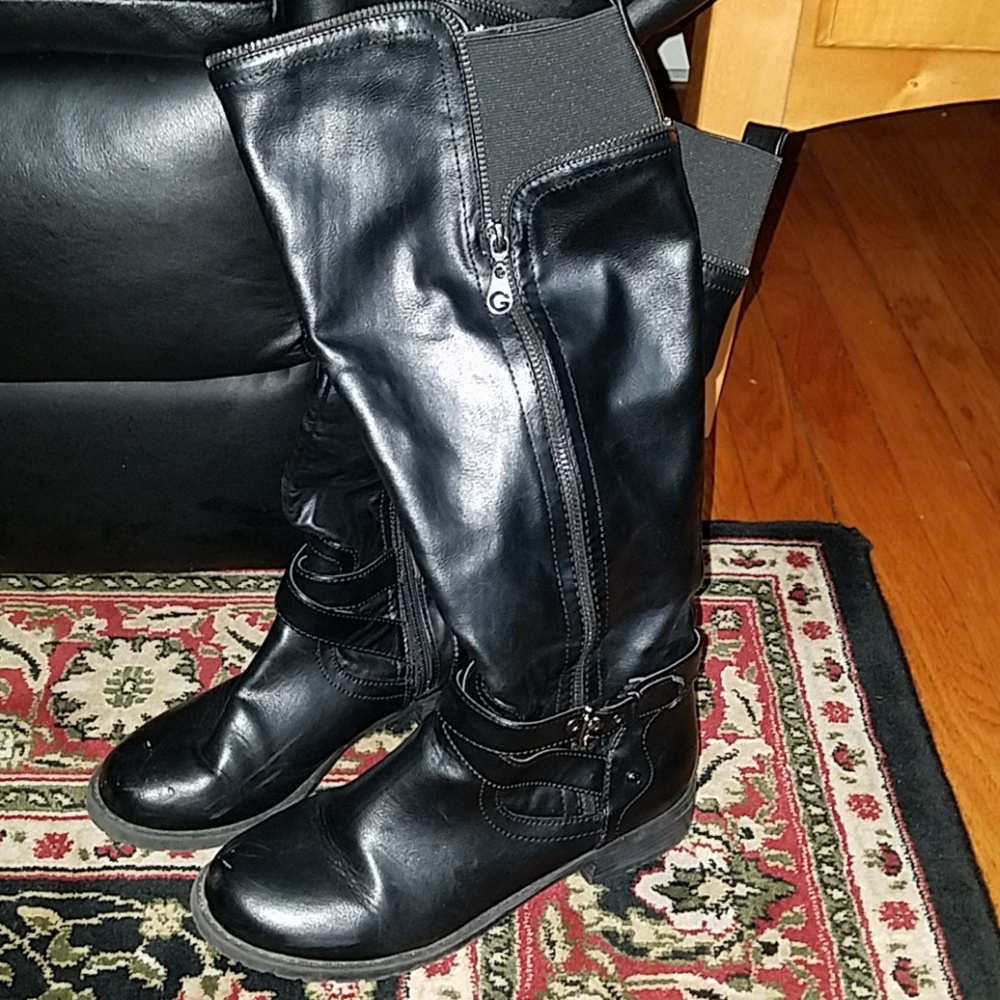Guess boots